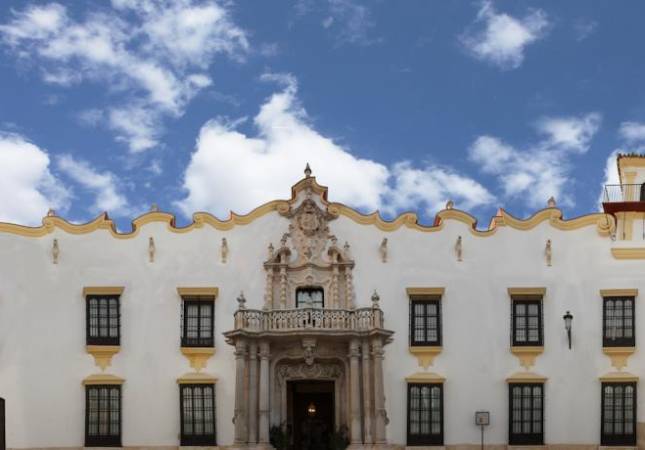 El mejor precio para Hotel Palacio Marqués de la Gomera. Disfruta  los mejores precios de Sevilla