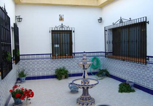 Relax y confort en Cortijo de Tajar. La mayor comodidad con nuestro Spa y Masaje en Granada