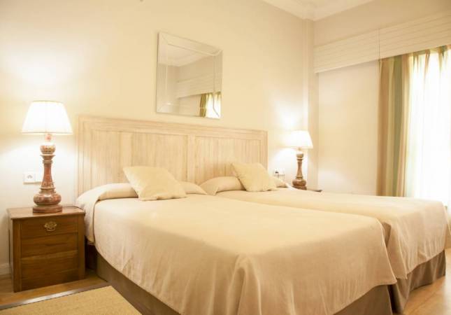 Románticas habitaciones en Hotel Jerez & Spa. El entorno más romántico con los mejores precios de Cadiz