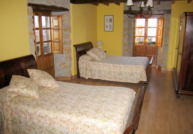 Las mejores habitaciones en Caserio de Sorribas. Disfrúta con los mejores precios de Asturias