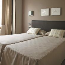 Espaciosas habitaciones en Hotel Don Alberto. Disfrúta con los mejores precios de Asturias