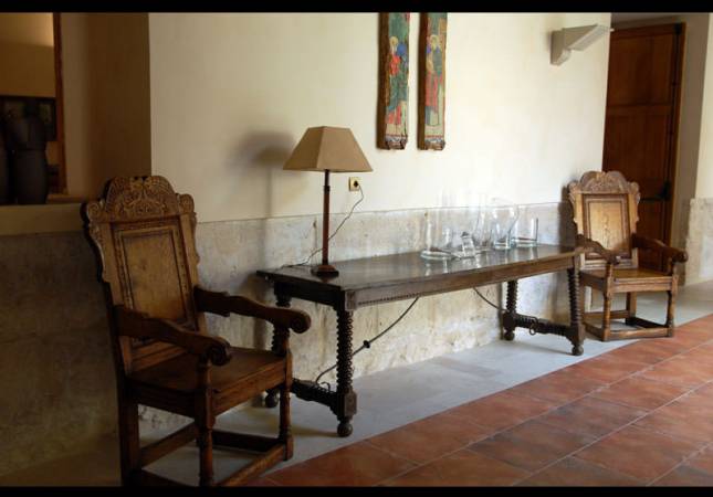 Las mejores habitaciones en Hotel Spa  Convento Las Claras. Disfrúta con los mejores precios de Valladolid