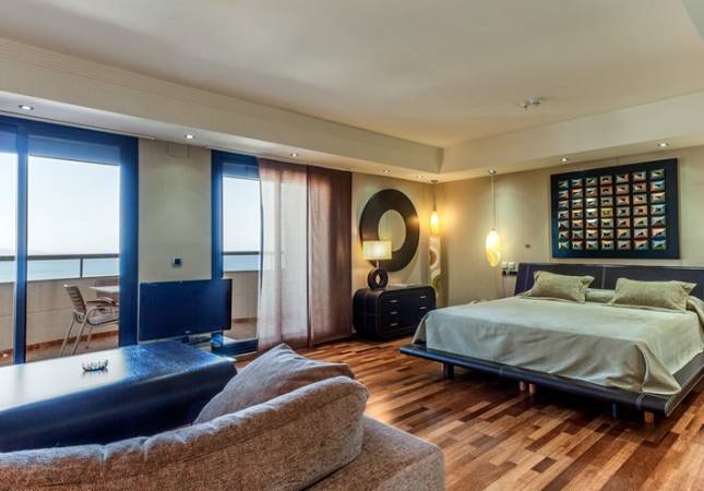 Espaciosas habitaciones en Hotel Marina D´Or 5*. El entorno más romántico con nuestra oferta en Castellon